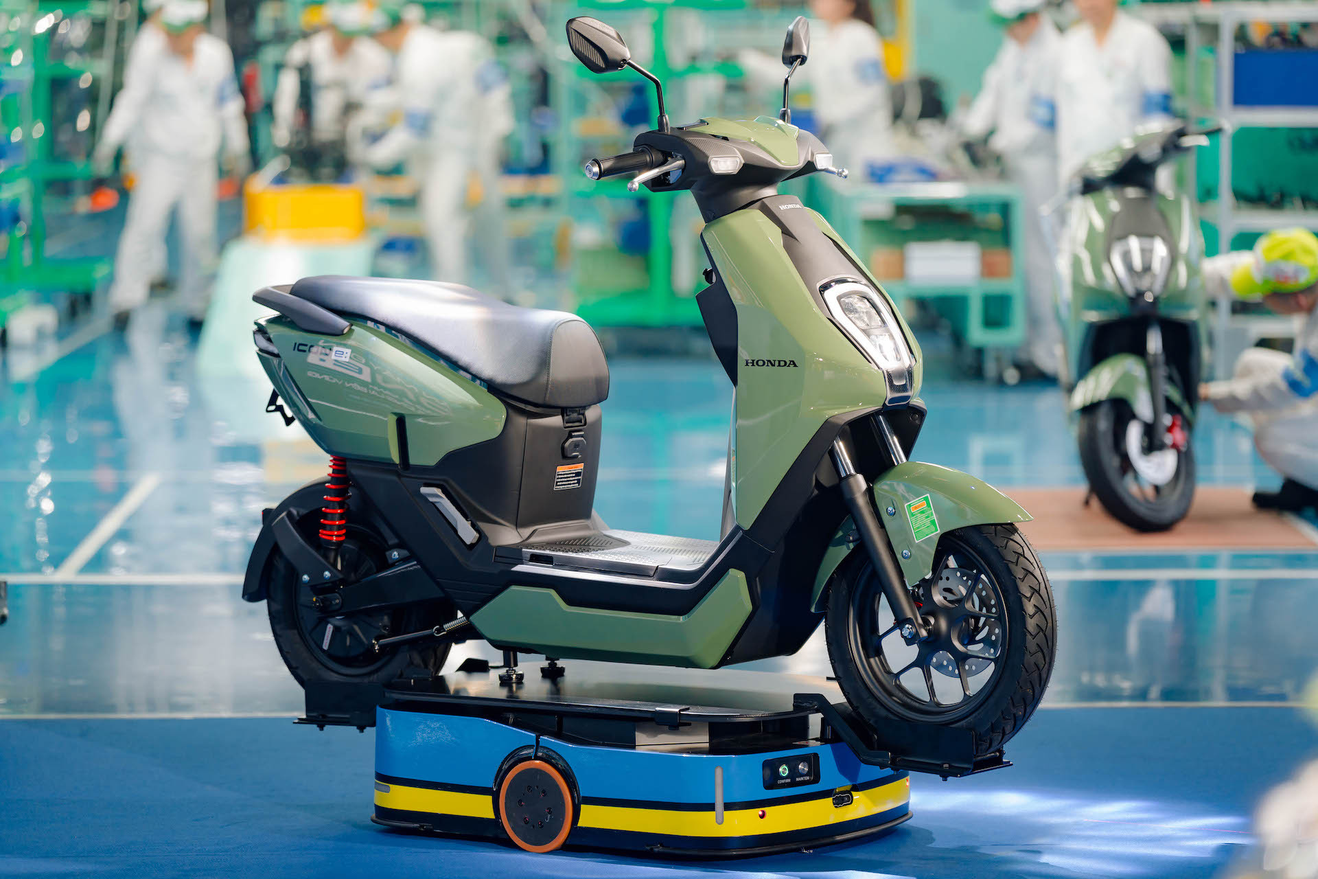 Honda Việt Nam khai mở kỷ nguyên di chuyển xanh với xe máy điện ICON e: Honda Việt Nam khai mở kỷ nguyên di chuyển xanh với xe máy điện ICON e: